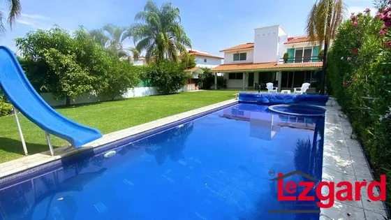 Se Vende Casa En Lomas De Cocoyoc