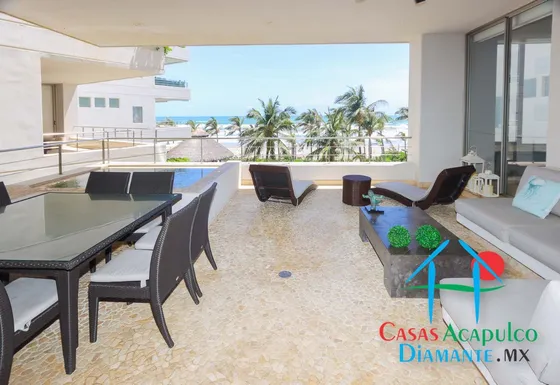 Cad Vidamar 1 B 202. Terraza Amplia Con Jacuzzi, Camastros, Mesa De Jardín Y Vista Al Mar