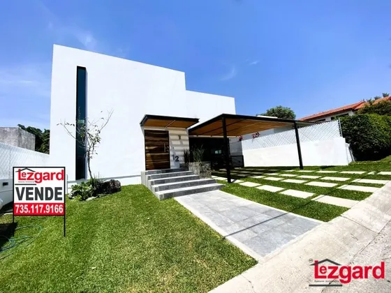 Se Vende Casa  Dentro De Lomas De Cocoyoc