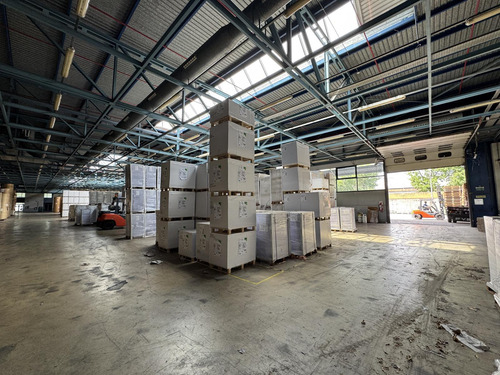 Depósito En Alquiler - 2500m2 - Mixtura 3 - Barracas