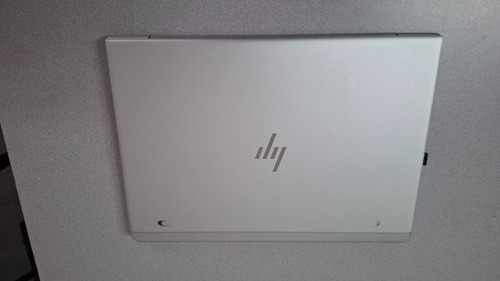 Laptop Hp Elitebook 840 G5, Intel I5, 16gb Ram, 256gb Ssd Gris (Usado)