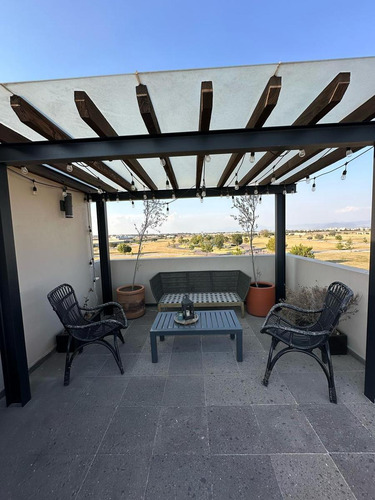 Venta De Casa En Villa Lago Condado Del Valle En Metepec