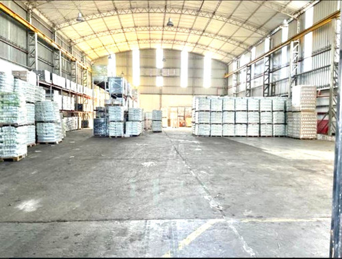 Alquiler Galpón 1600 M2, En La Boca