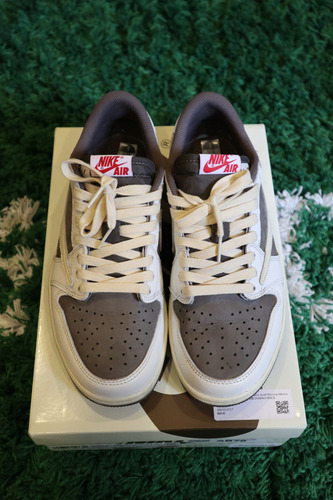 Air Jordan 1 Low Travis Scott Reverse Mocha - 26 Mx (Usado)