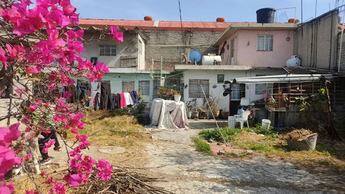 Terreno En Venta En Santa Martha Acatitla, Iztapalapa, Ciudad De México
