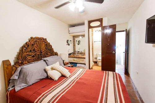 Casa Cerca Del Centro En Venta Con Historial De Rentas Y Amueblado