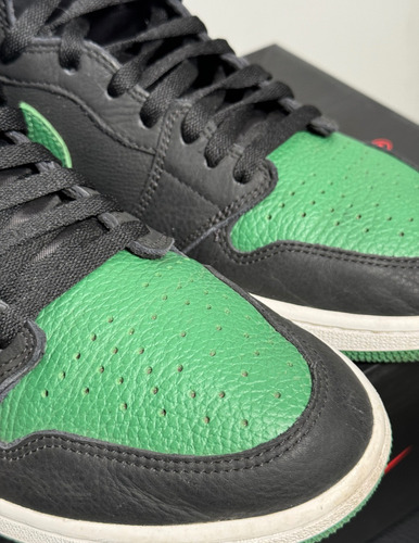 Tenis Jordan 1 High Pine Green 30.5 Mex 12.5 Us (Usado)