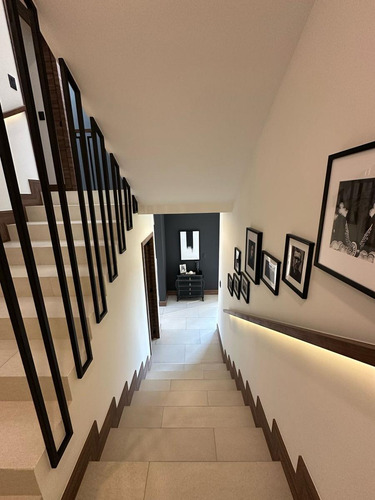 Venta De Casa En Villa Lago Condado Del Valle En Metepec