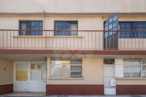 Departamento En Venta En Industrial