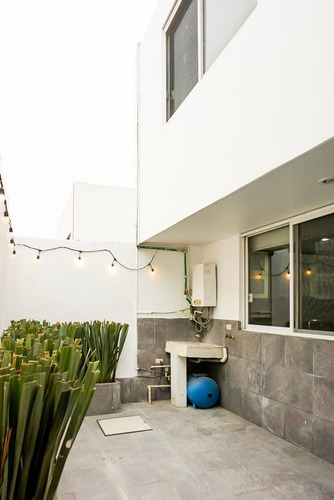 Casa En Venta Fraccionamiento San Pedro Cholula Momoxpan La Carcaña