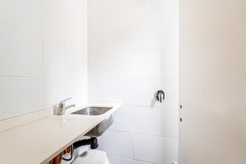 Excelente Semipiso - Venta - 4 Amb - 2 Balcones - Suite - Cochera -la Imprenta