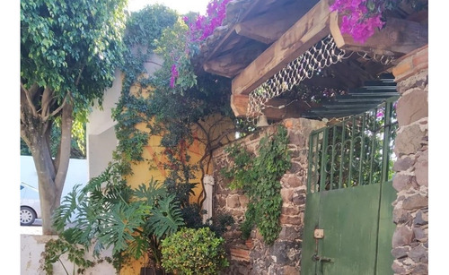 Casa En Venta Ubicada En Una De Las Zonas Más Exclusivas De La Ciudad. ¡imagina Vivir Rodeado ...