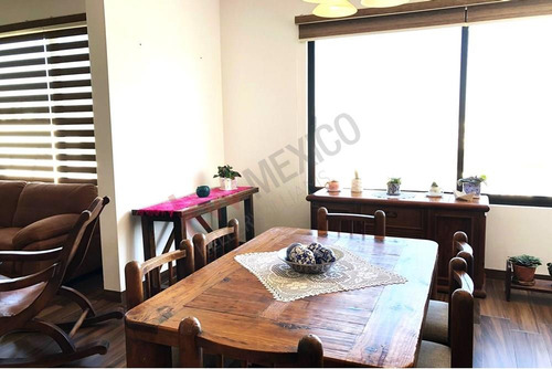 Residencia En Venta Corregidora Parte Alta Estupendas Vistas