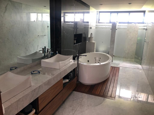 Casa A Campo De Golf En Venta En La Vista Country Club