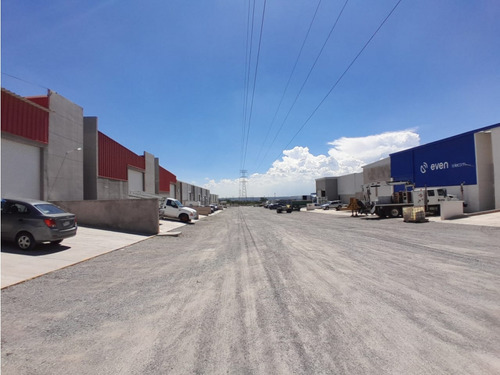 Bodega En Preventa De 1500m2 En Querétaro, Corregidora.