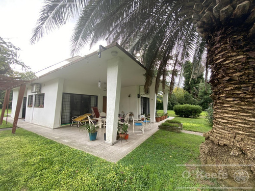 Casa Quinta En Venta En El Pato Sobre Lote De 6640 M2