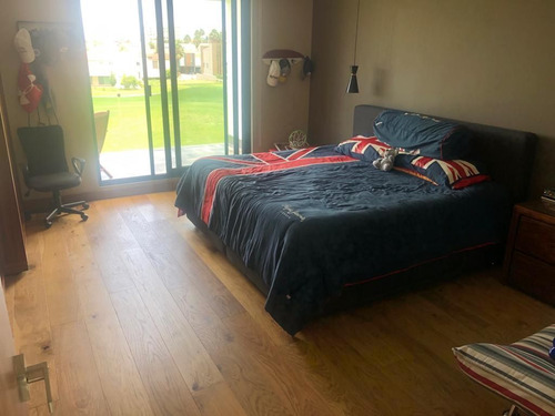 Casa A Campo De Golf En Venta En La Vista Country Club