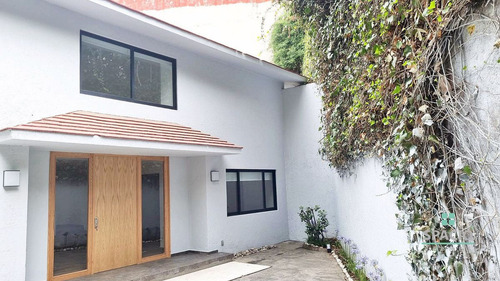 Casa En Renta En Bosques De Las Lomas
