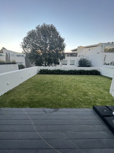 Venta Hermoso Town House Jardin Privado - Santa Fe -doble Filtro Seguridad