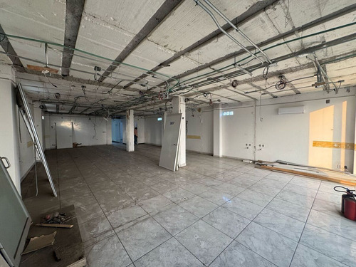 Edificio En Venta, Santa Cecilia, 654 M2
