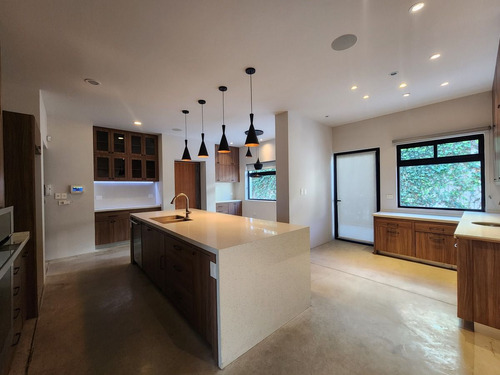 Casa En Venta En La Vista Country Club