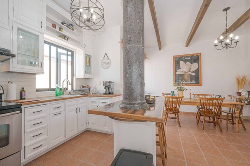 Casa En Venta En San Miguel Cerca Del Centro, Piscina Y Seguridad 24/7