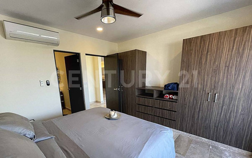 Exclusivo Pent House De 2 Niveles Ubicado En El Centro De Playa Del Carmen