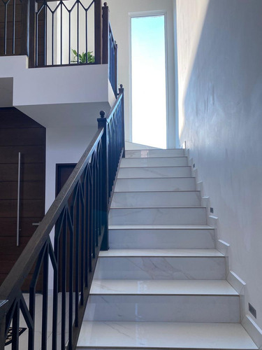 Casa En Venta La Enconiensa Escobedo N L
