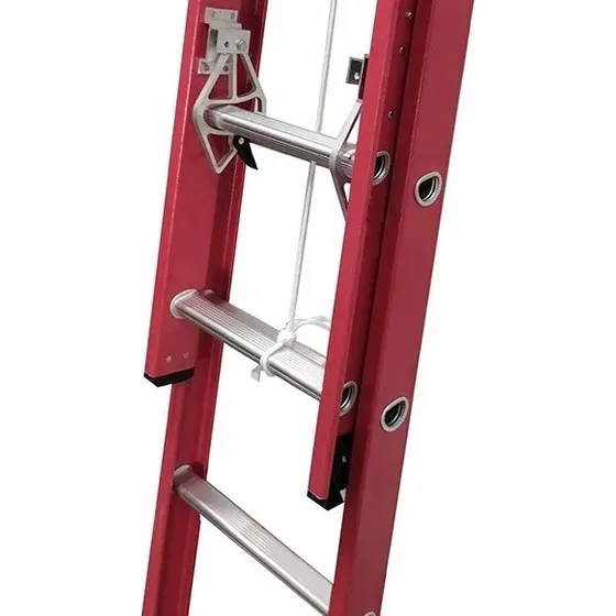 Escalera Dielectrica Fibra Extensible 28 Escalones Reforzada