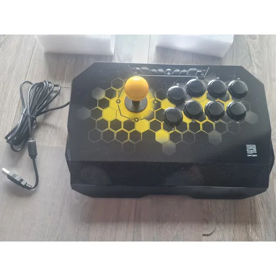 Qanba Drone Arcade Joystick